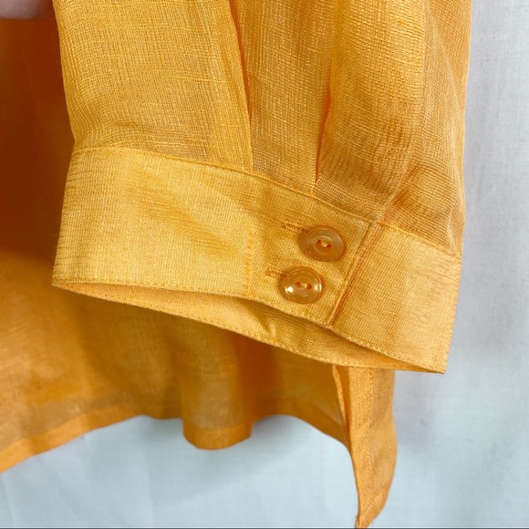 Coldwater Creek Cantaloupe Orange Pleated Front Button Up Top PLarge - Picture 4 of 7